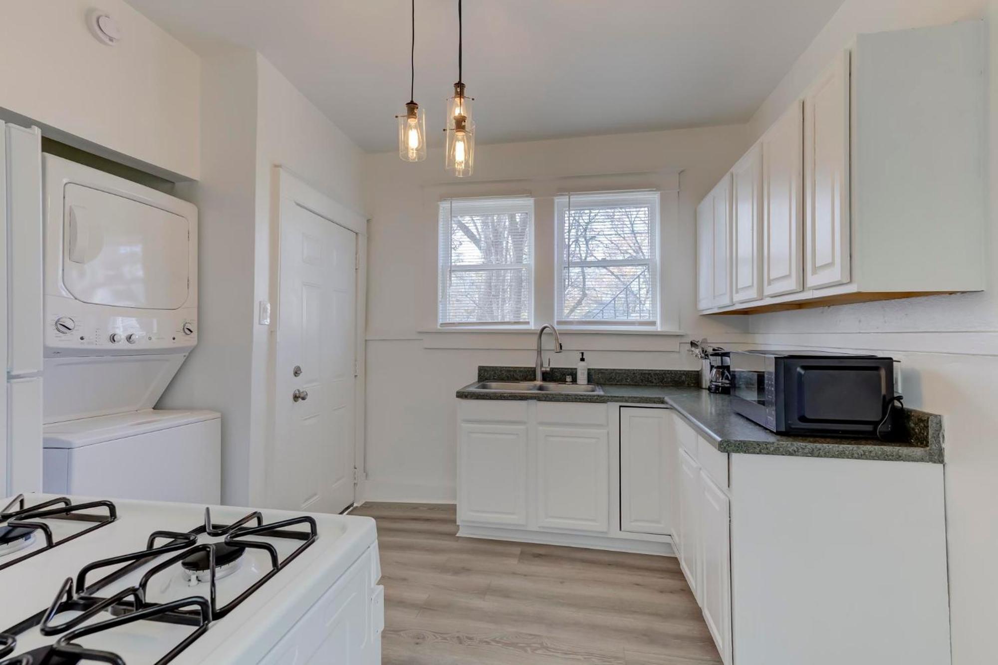 Charming Cooper-Young Flat In The Heart Of Memphis Exteriör bild